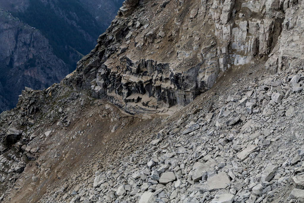 Europaweg: Grosse Graben after rockfall