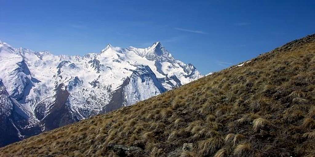 La Grivola (3969 m), vista...