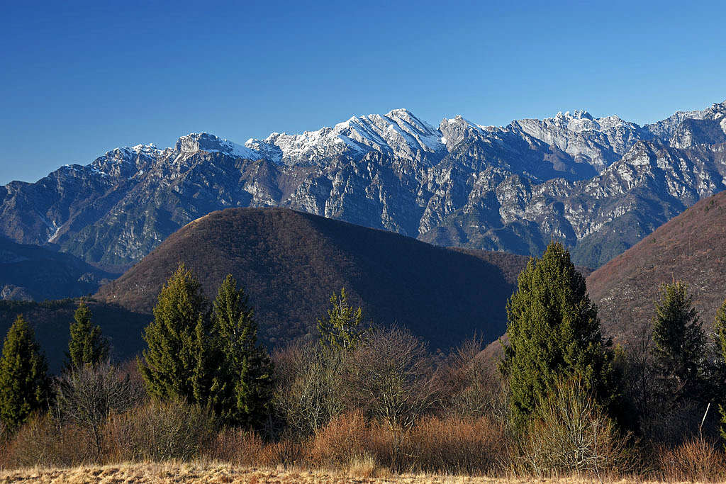 Monte Caserine Alte from Monte Valinis