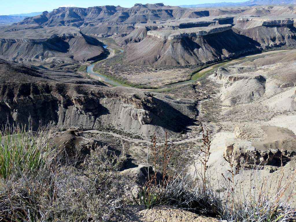 Rio Grande from the edge of Anguila Mesa