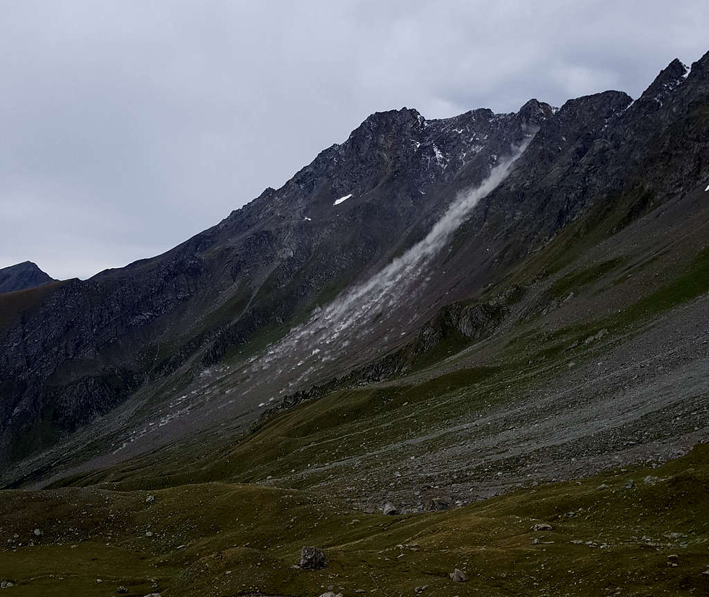 Landslide from Horns of Mont Velan