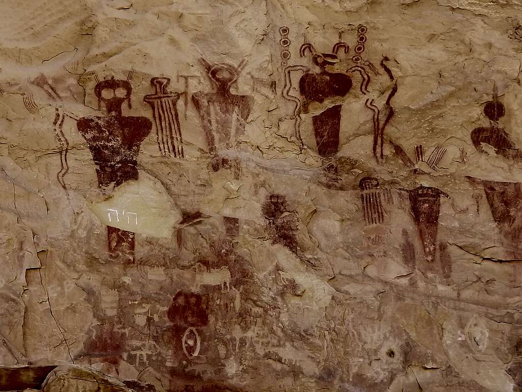 Pictographs in Thompson Canyon