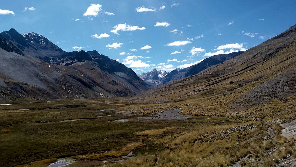 Approach to base camp in the valley