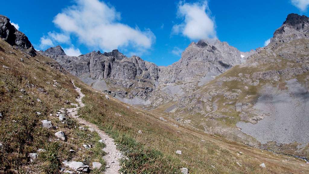 Hiking trail to Kackar base camp