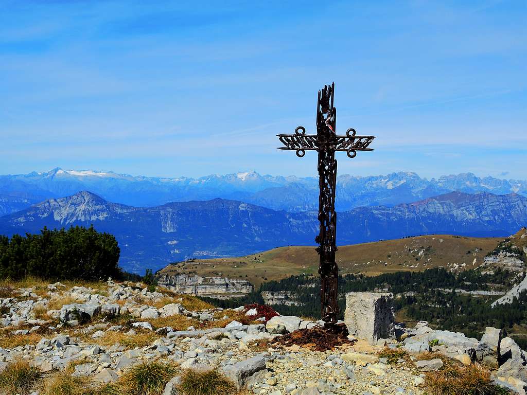 Presanella and Brenta Dolomites seen from Monte Roite