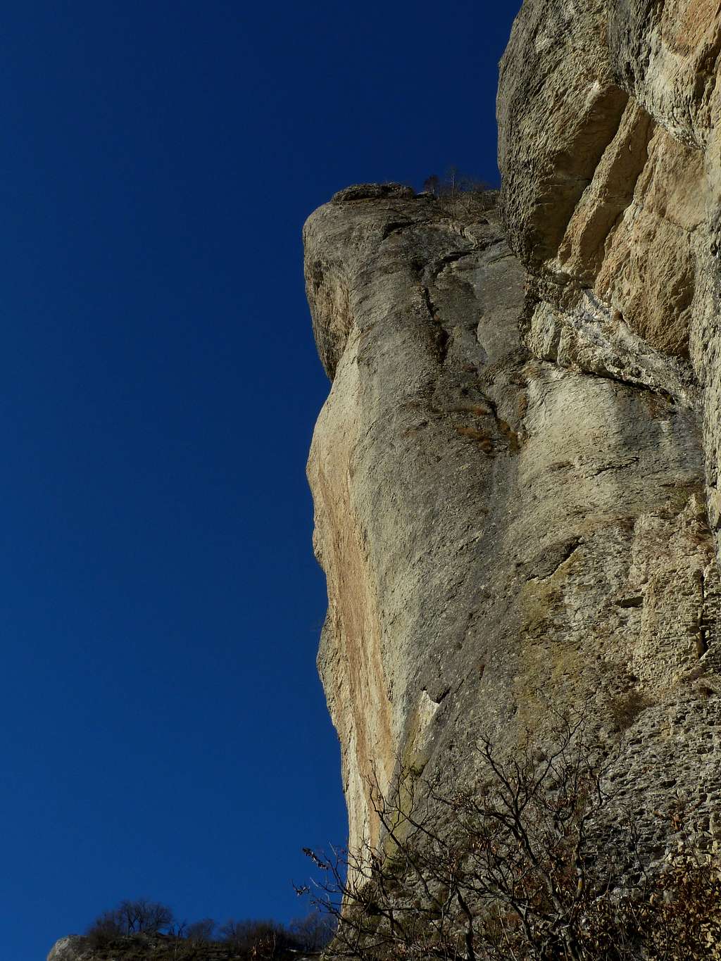 The overhanging Pilone Giallo