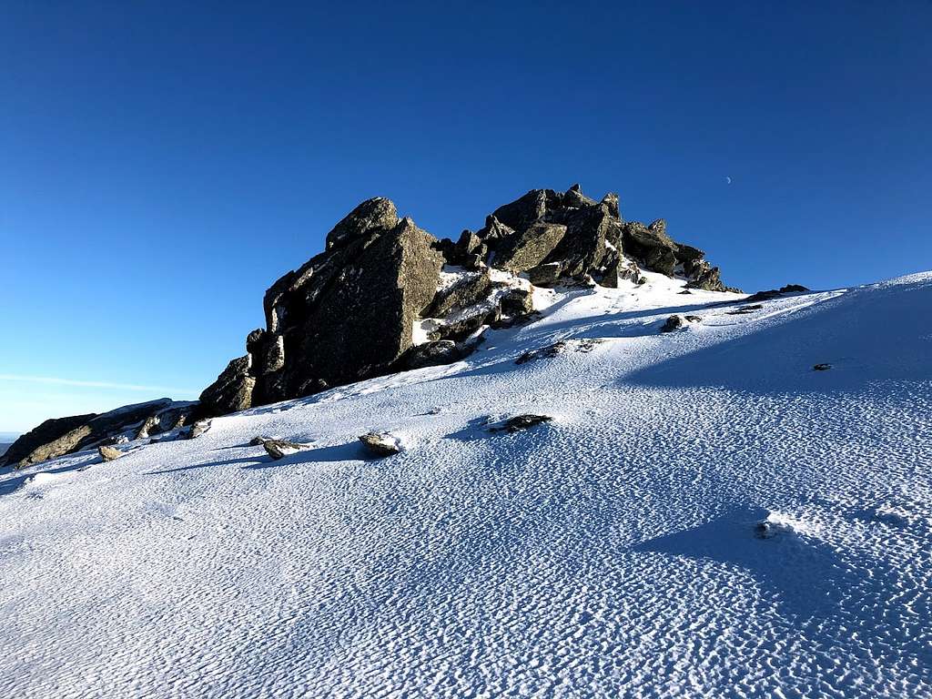 The rocky summit of Forstalpe