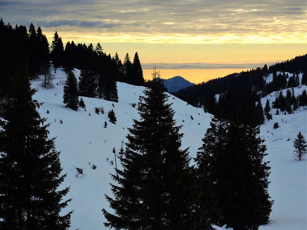 Sunrise near Monte Maggio