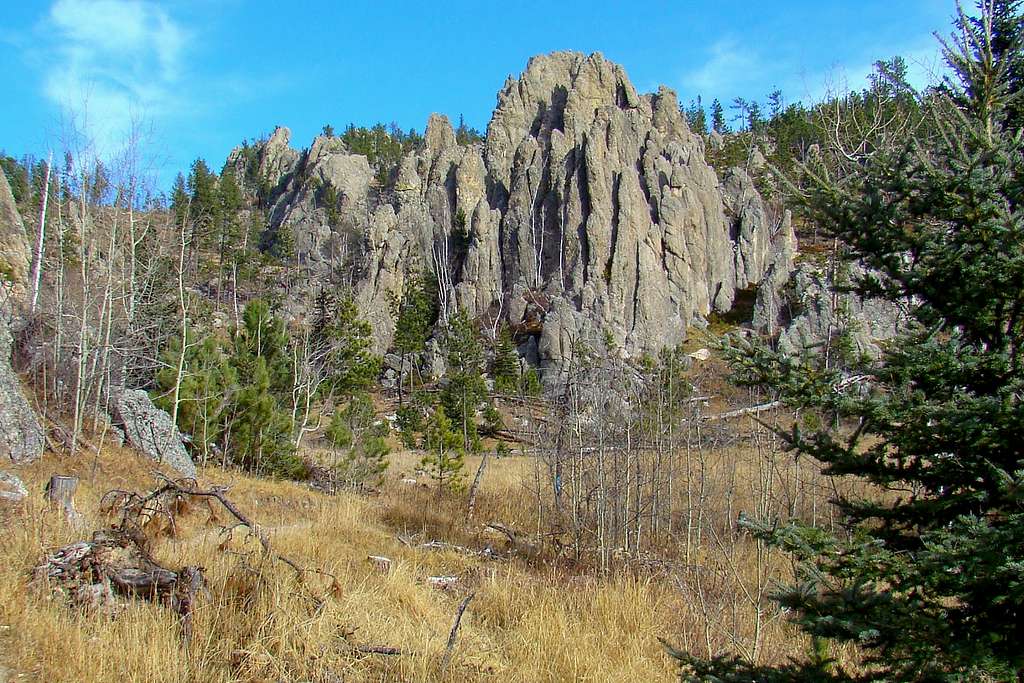 Poets Table Area Spires Along Little Devils Tower Trail