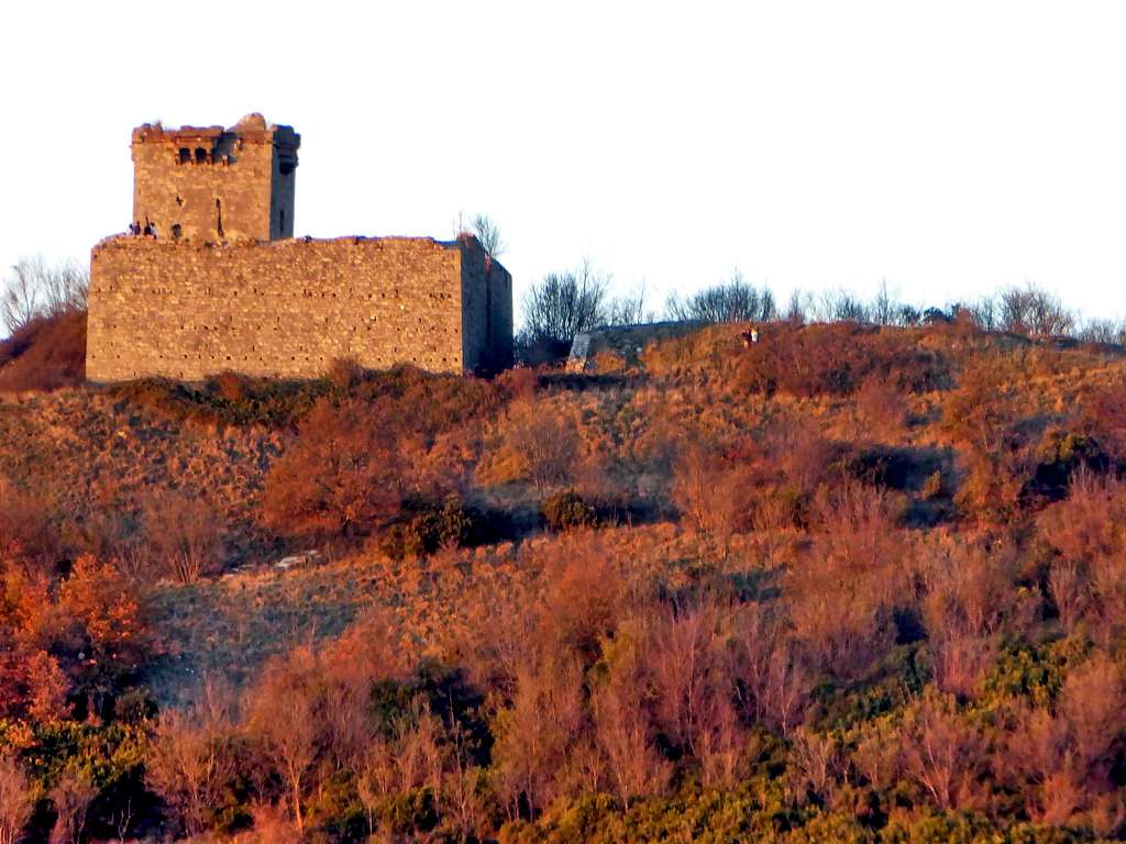 Forte Fratello Minore at sunset from South-East