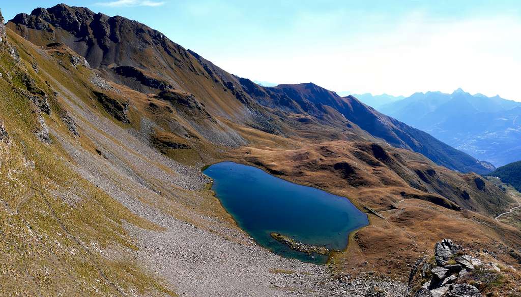 Fallère lake during the descent of Mont Fallère