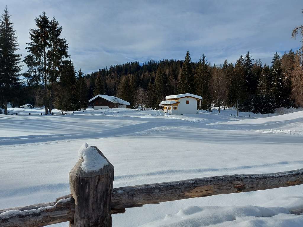 Monte Penegal, the white landscape at the start