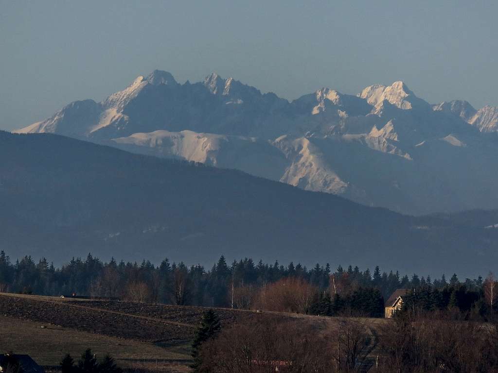 Distance view to TATRY