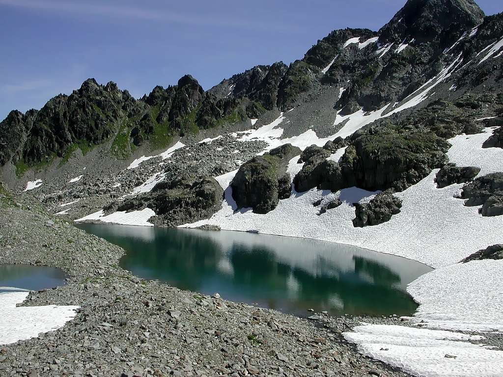 The third and fourth lakes of the Tachuy