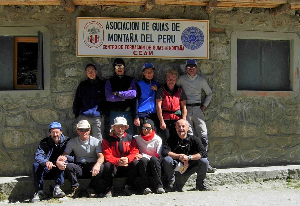 Perù Andes Expedition 2007 in Quebrada Llaca, Vallunaraju