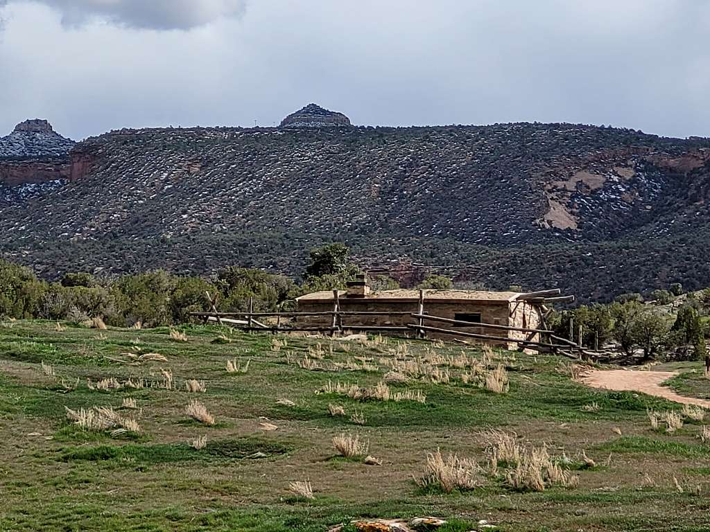 The historic Skinner Cabin at the Fruita Paleontological Area