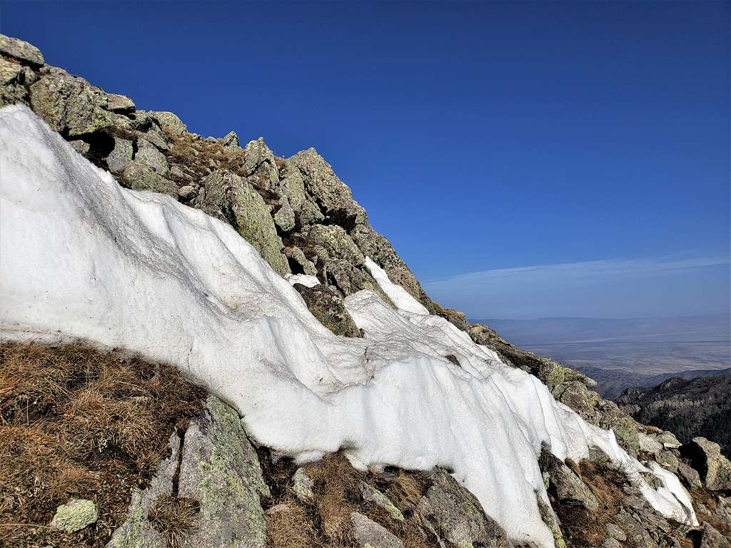 Hiking up the north ridge of Sierra Blanca