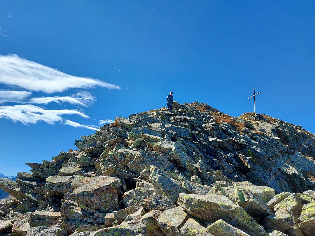 Monte Ometto summit ridge