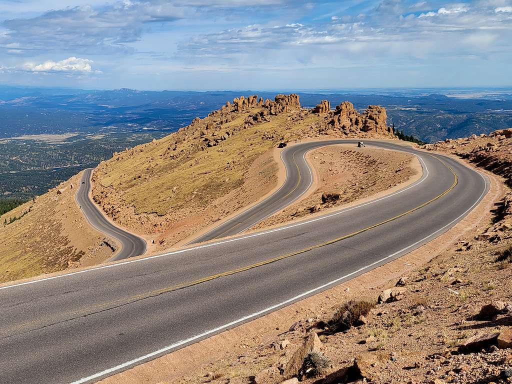 The road going up and down Pikes Peak