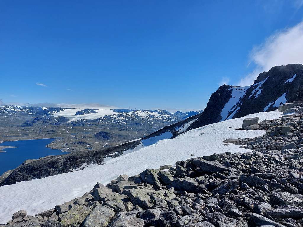 Steindalsnosi summit ridge