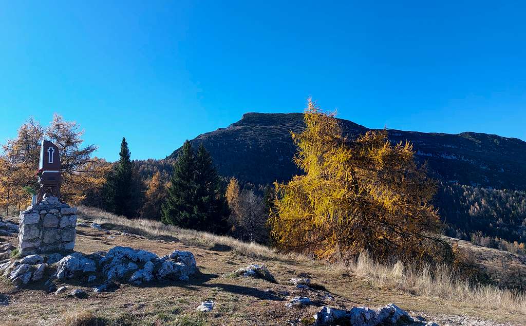 Madonnina La Bassa saddle