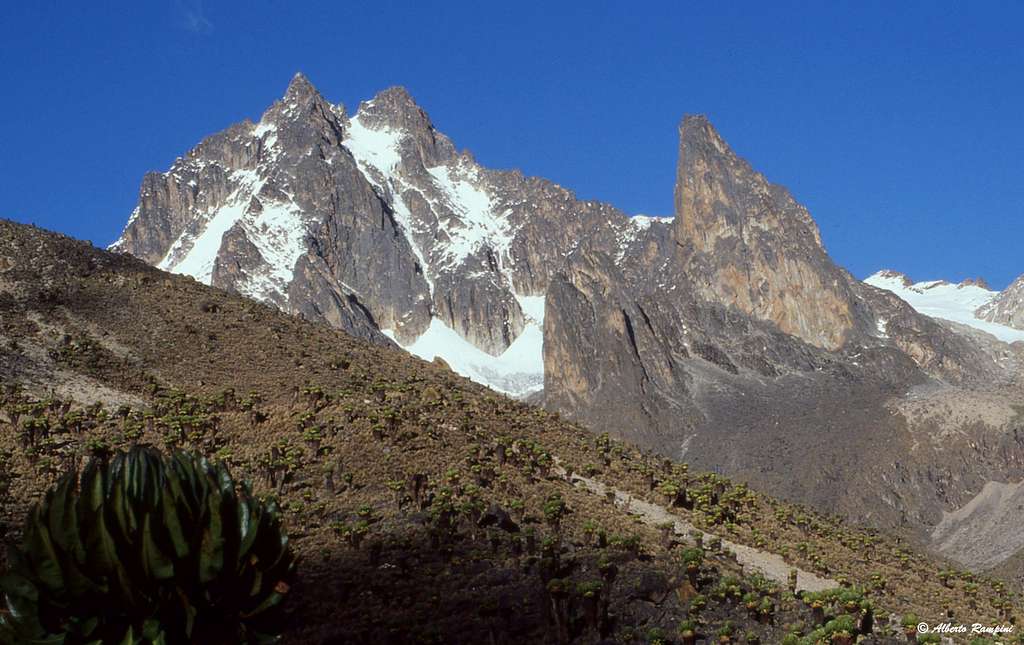 Mount Kenia with the Diamond Couloir in the middle in 1989