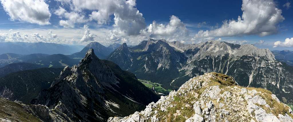 View from the summit of the Große Arnspitze (2196m)