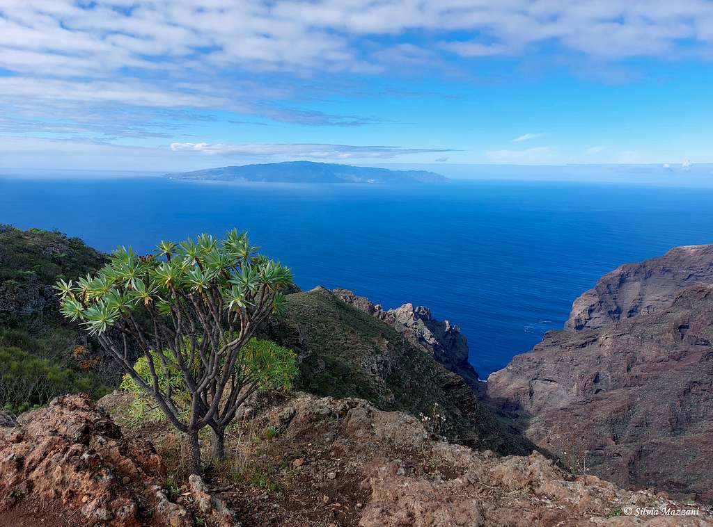 Isle of La Gomera seen from Montaña de Guama