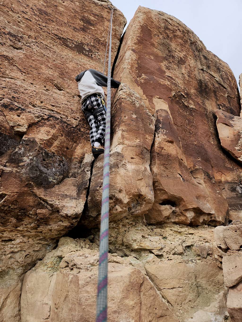 Climbing the Dihedral at Bullet Hole Cliff Band