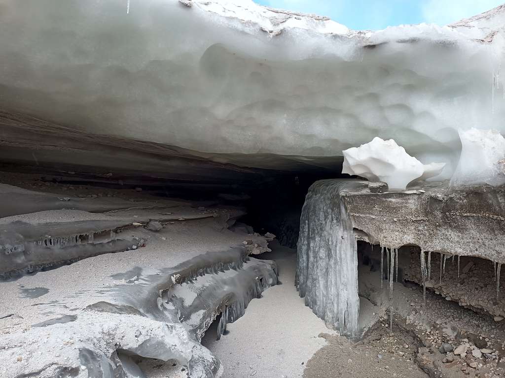 El Solo - ice cave