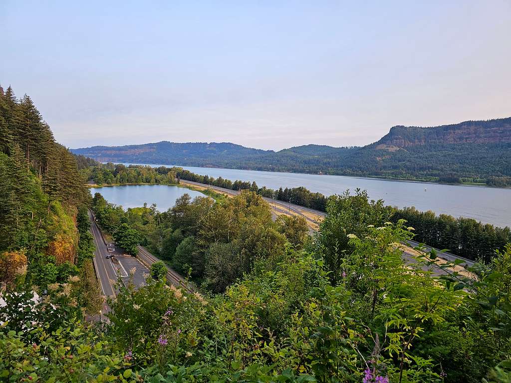 Columbia River Gorge, I-84