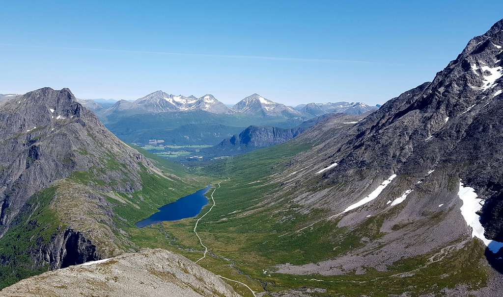 Vengedalen Valley seen from Romsdalshorn