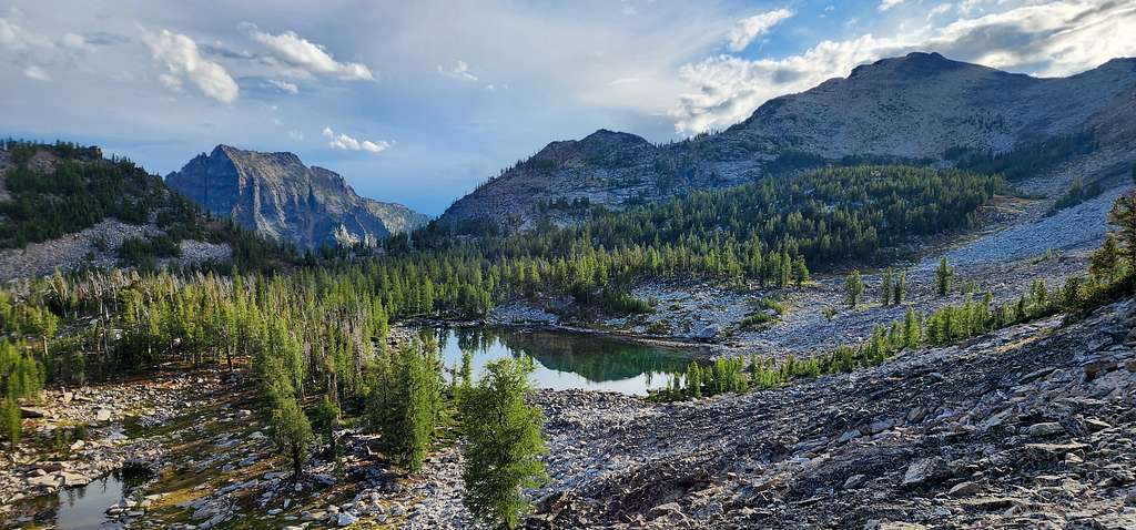 Sugarloaf Peak & Little Tin Cup Peak