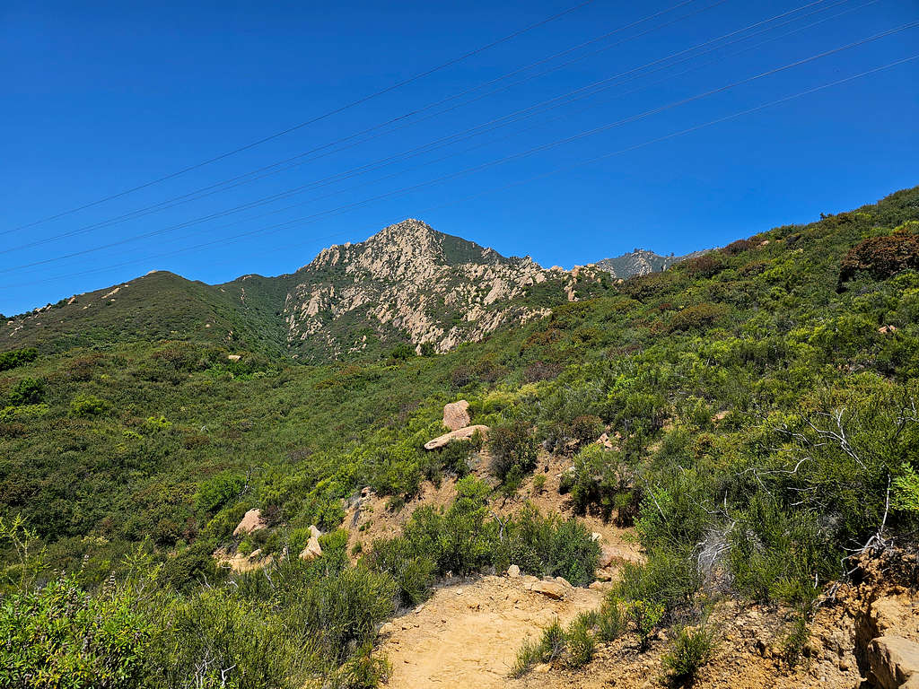 Arlington Peak and the tip of La Cumbre Peak