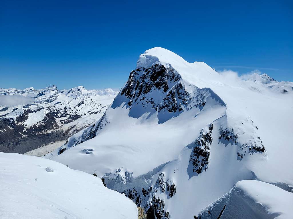 A view of Breithorn from Klein Matterhorn