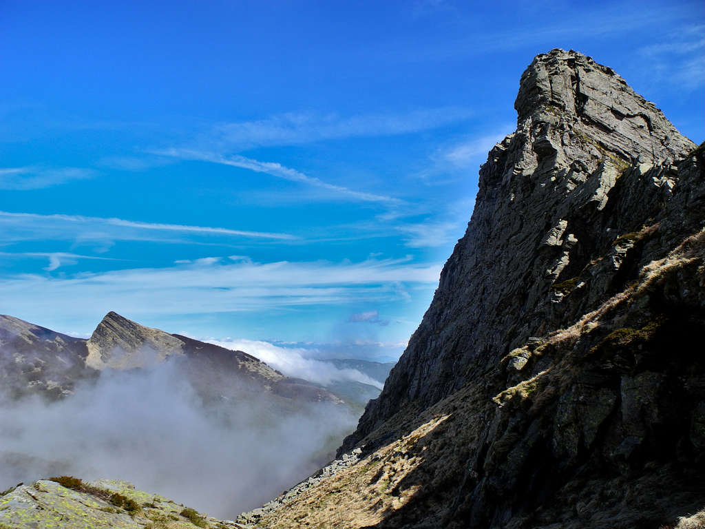 Monte Scala emerging from the sea of clouds