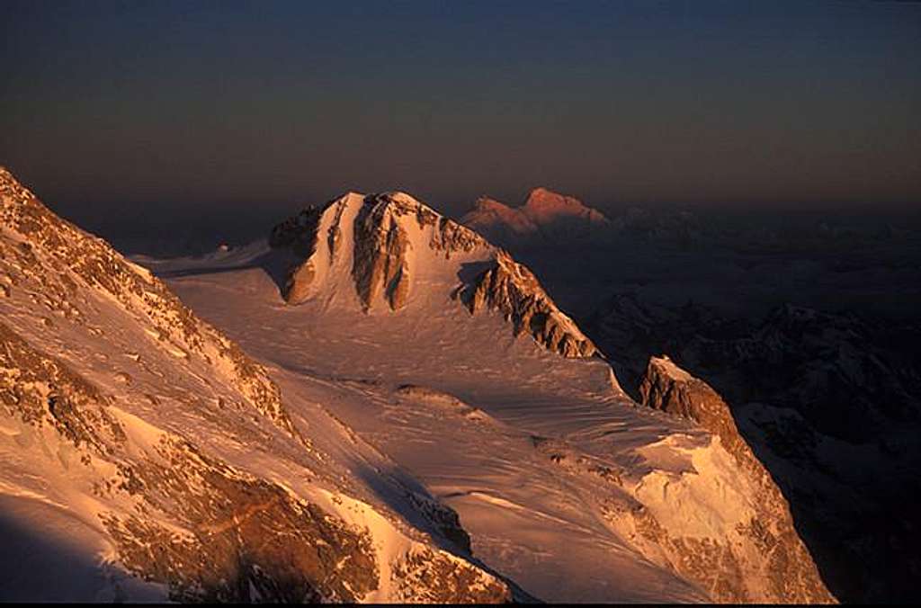 Kambachen (7903m) at dawn...