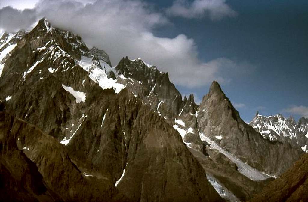  View of the Mont Blanc range<br>  from col Chavannes <i>(2603 m)</i>