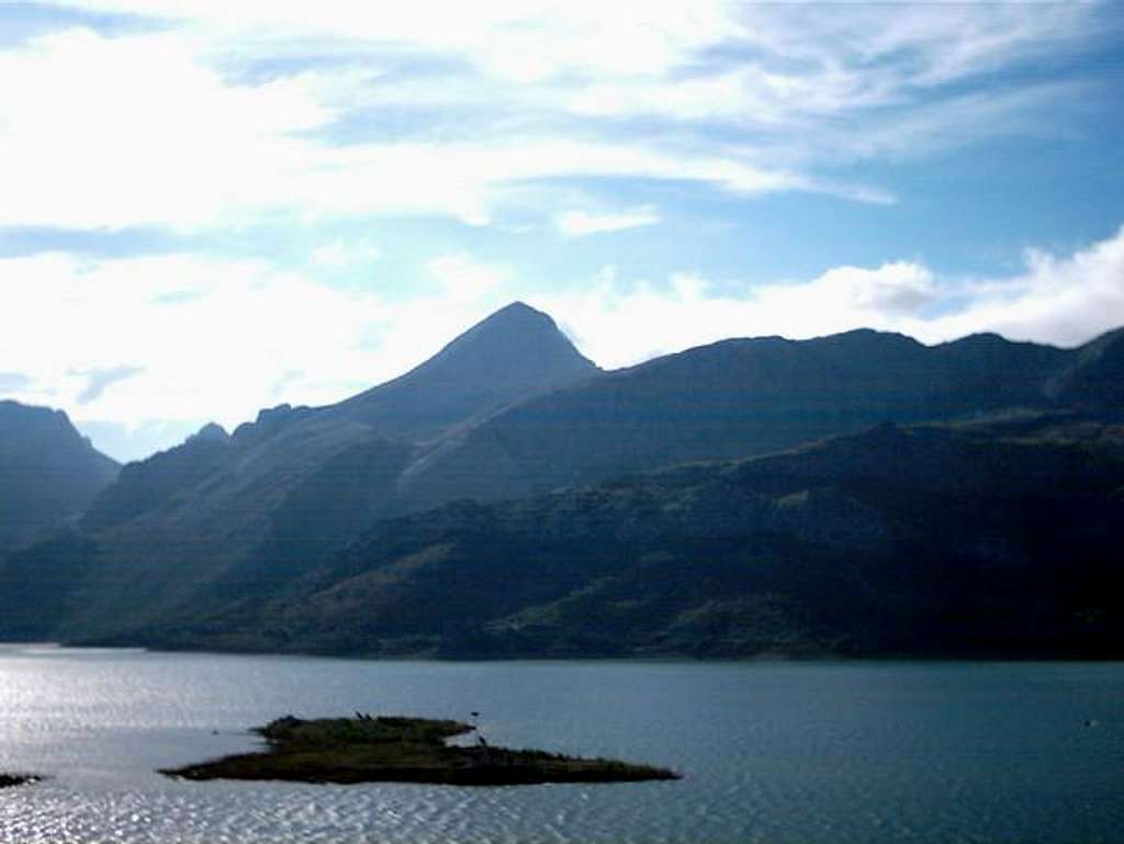 The Pico Yordas seen from Riaño