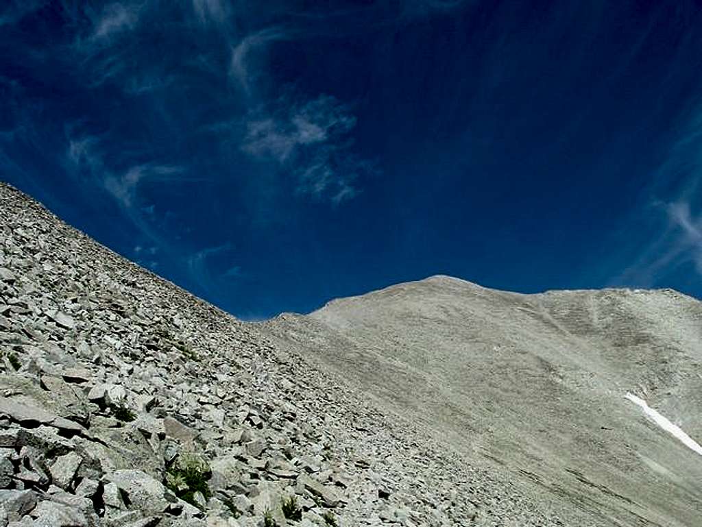Summit Example A good view of the summit... : Photos, Diagrams & Topos : SummitPost