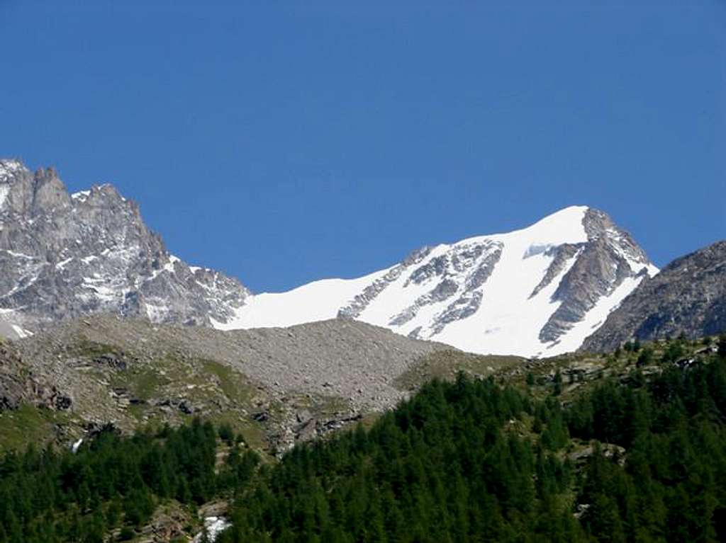  Gran Paradiso from the road...