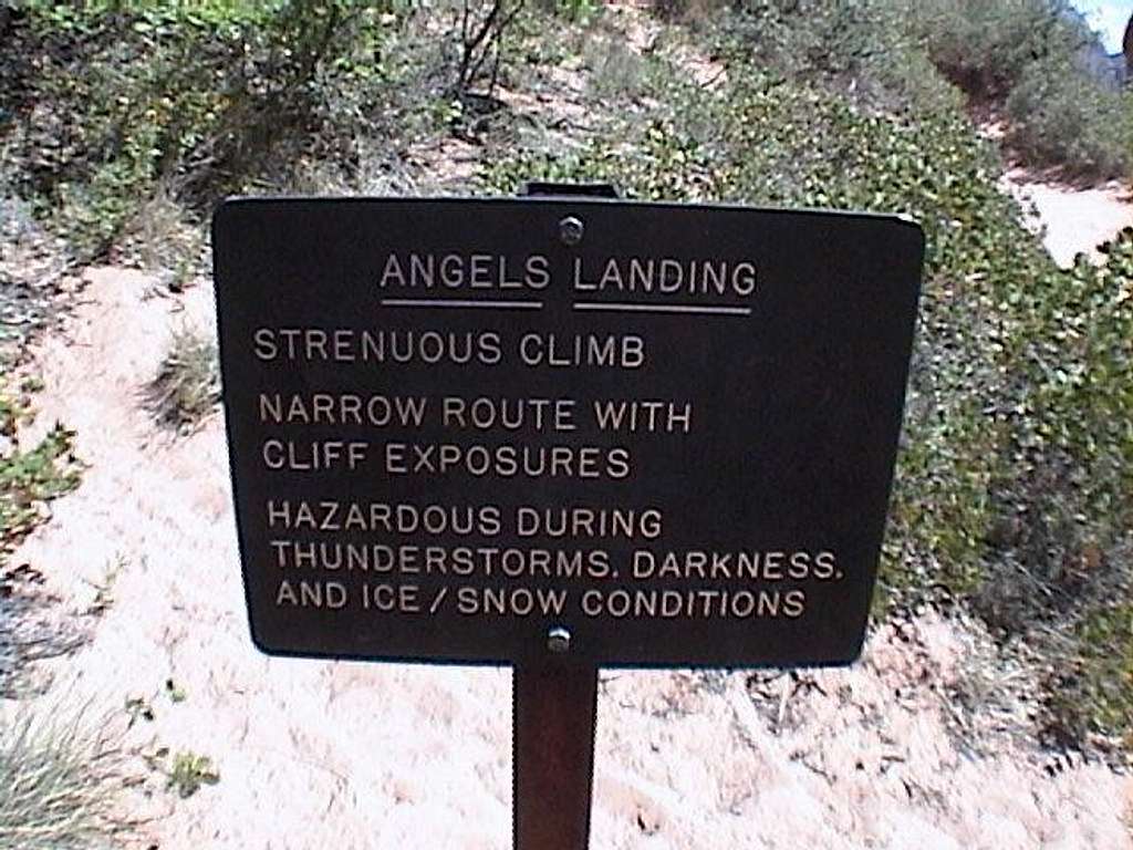Sign at the trailhead (6/02)