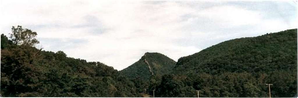 Rocky peak near the Nelson...