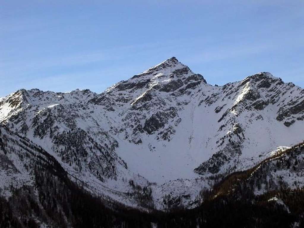 Bbecca Pouignenta N (2827 m)...