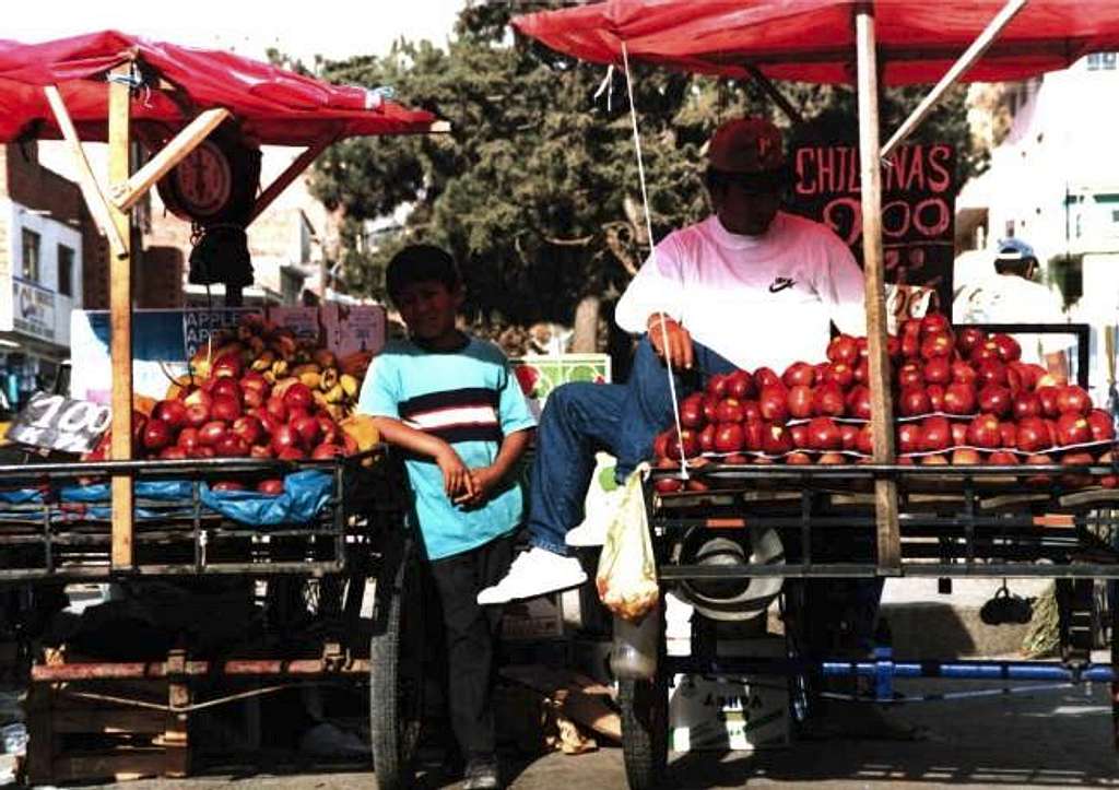 Street Market of Huaraz.
