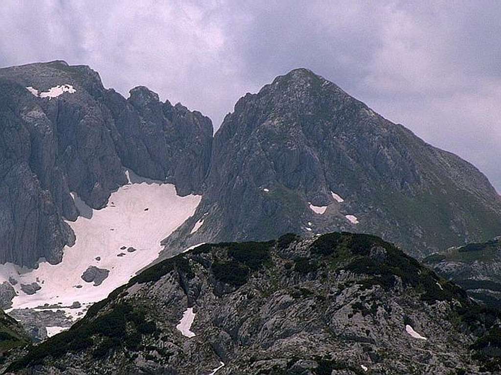  Bandijerna (2409 m) on right...