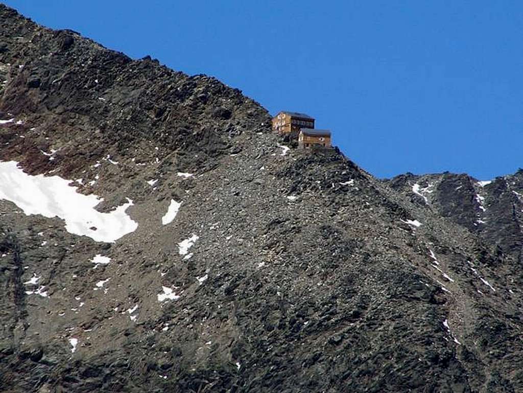 The Mischabel huts. 3.329 m....