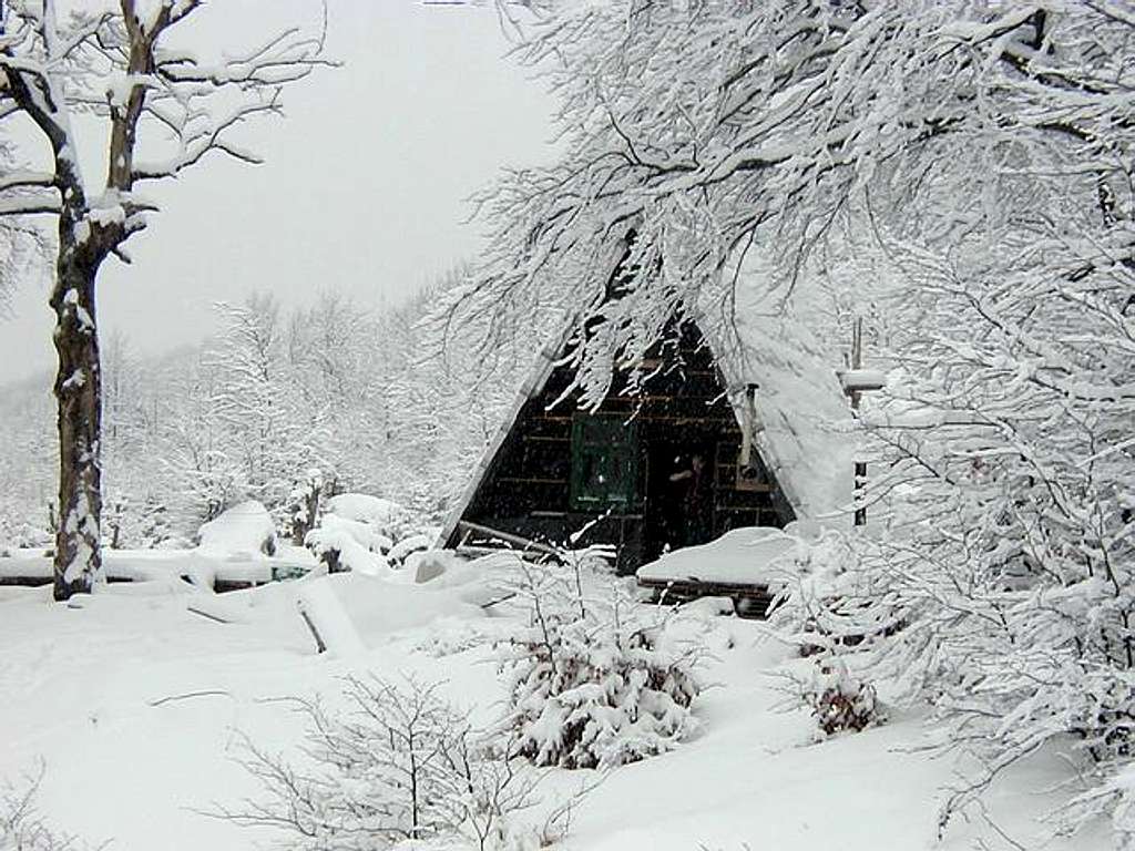 Struge refuge (1400m) on...