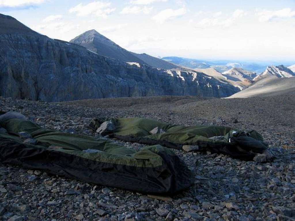 A somewhat sheltered bivy...