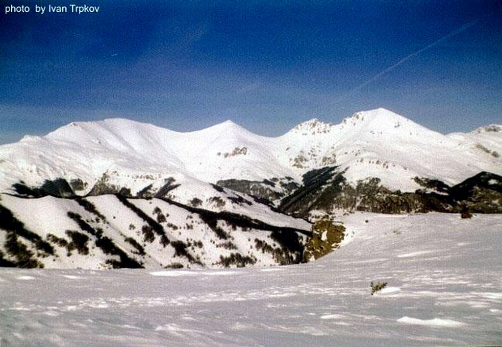 Kobilica summits in winter